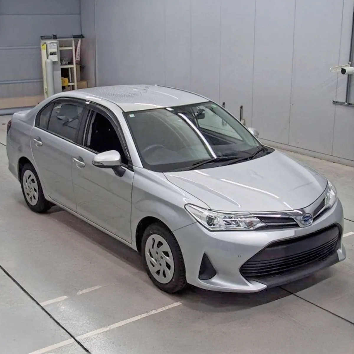 TOYOTA-AXIO-2020-EX-SILVER-016.webp