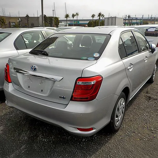 TOYOTA-AXIO-2020-EX-SILVER-011.webp