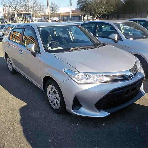 TOYOTA-COROLLA-AXIO-2020-EX-SILVER-016.webp
