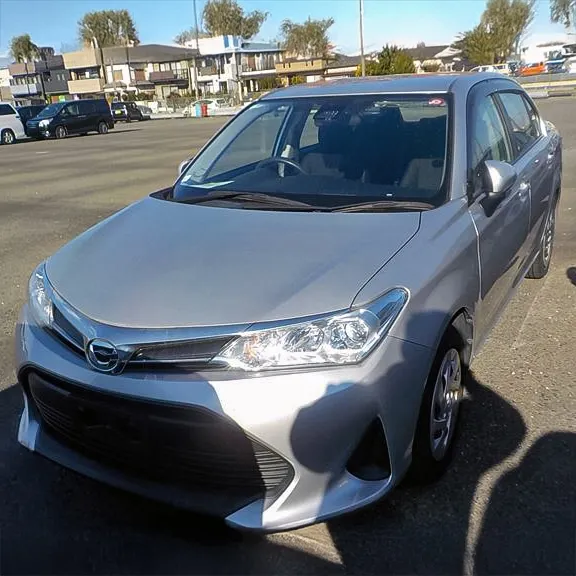 TOYOTA-COROLLA-AXIO-2020-EX-SILVER-015.webp
