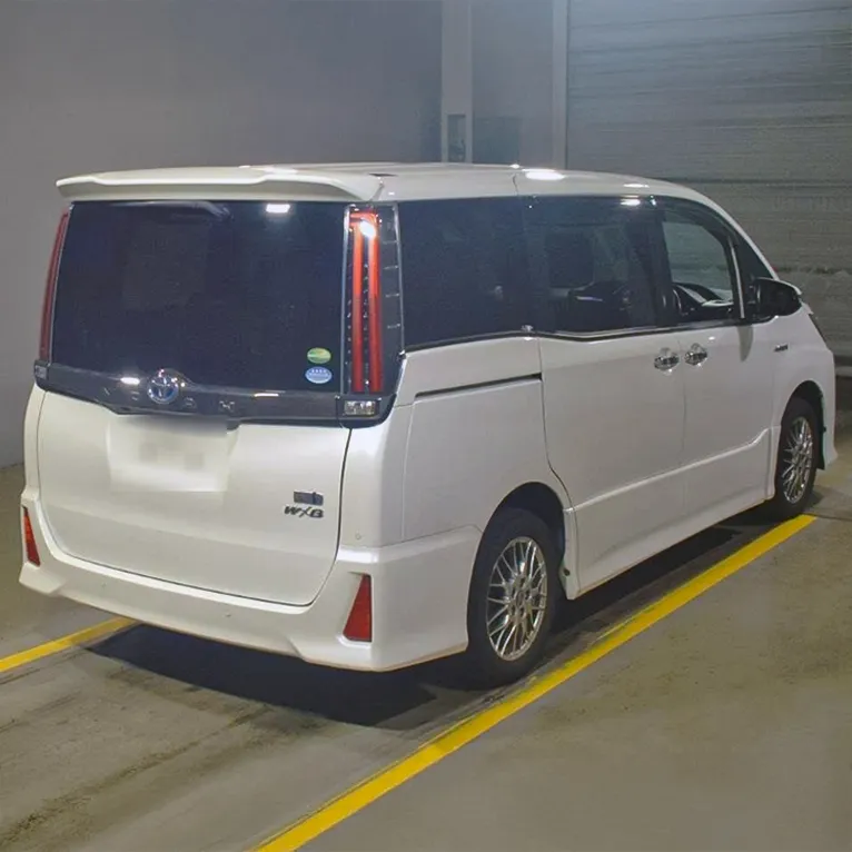TOYOTA-NOAH-HYBRID-2020-SI-WXB-PEARL-014.webp
