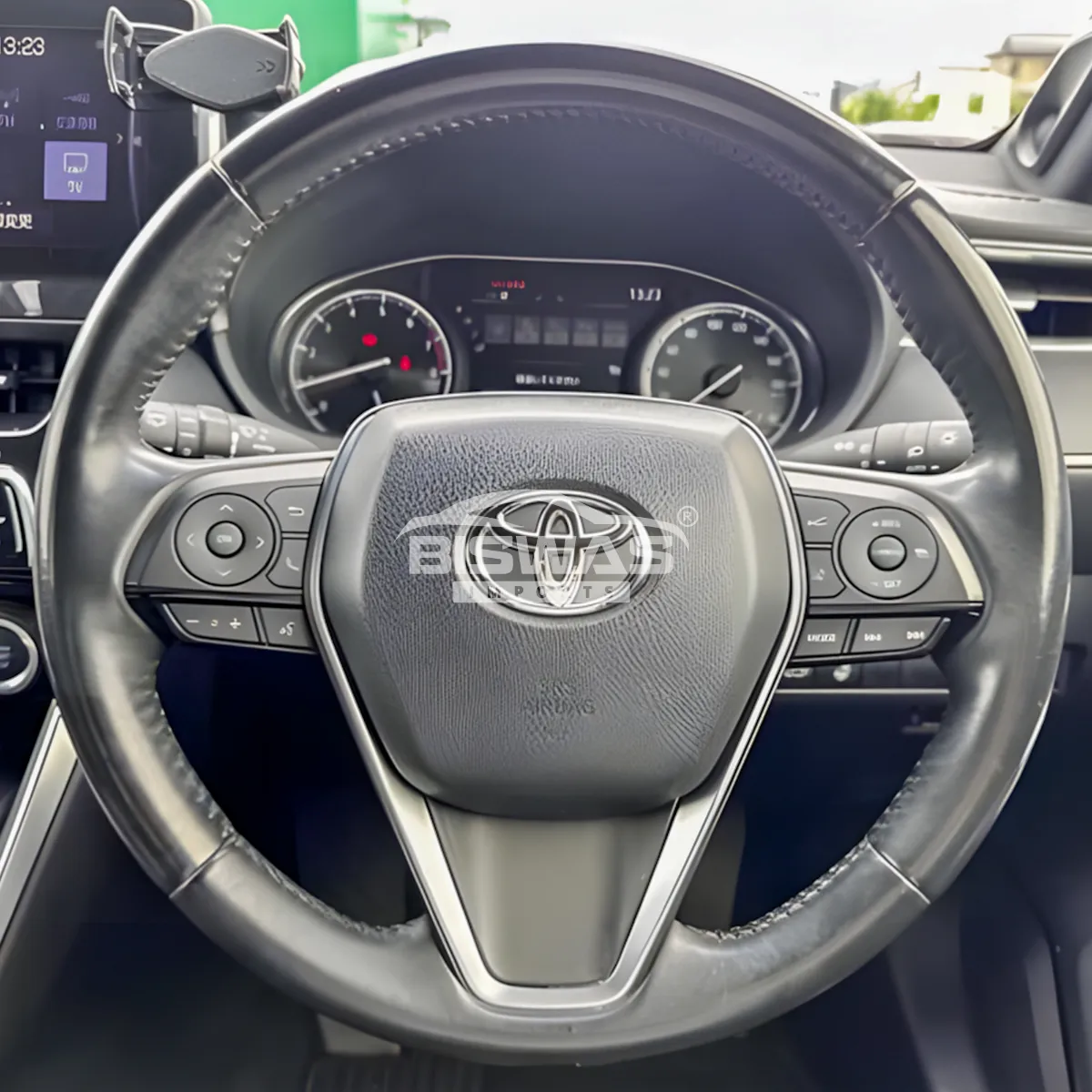 TOYOTA-HARRIER-2020-Z-BLACK-014.webp