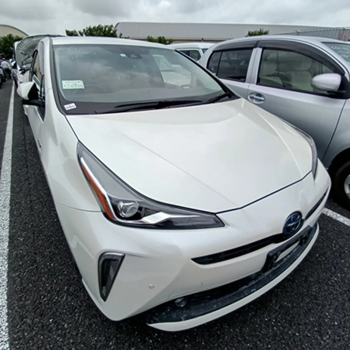 TOYOTA-PRIUS-2020-S-TOURING-PEARL-010.webp