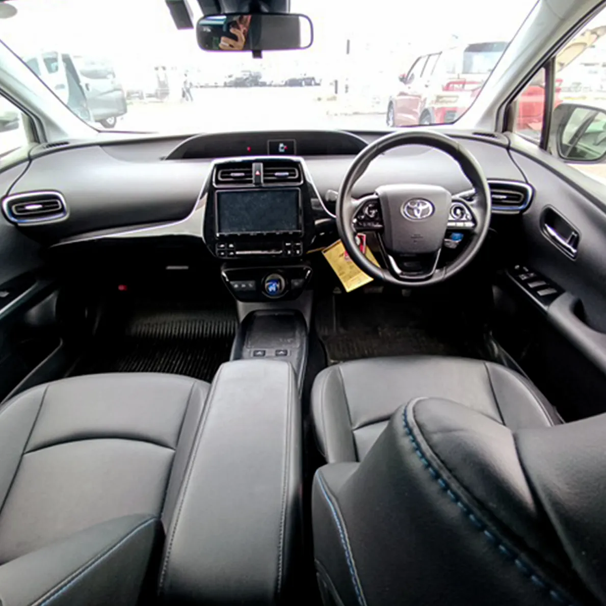 TOYOTA-PRIUS-2020-S-TOURING-PEARL-011.webp