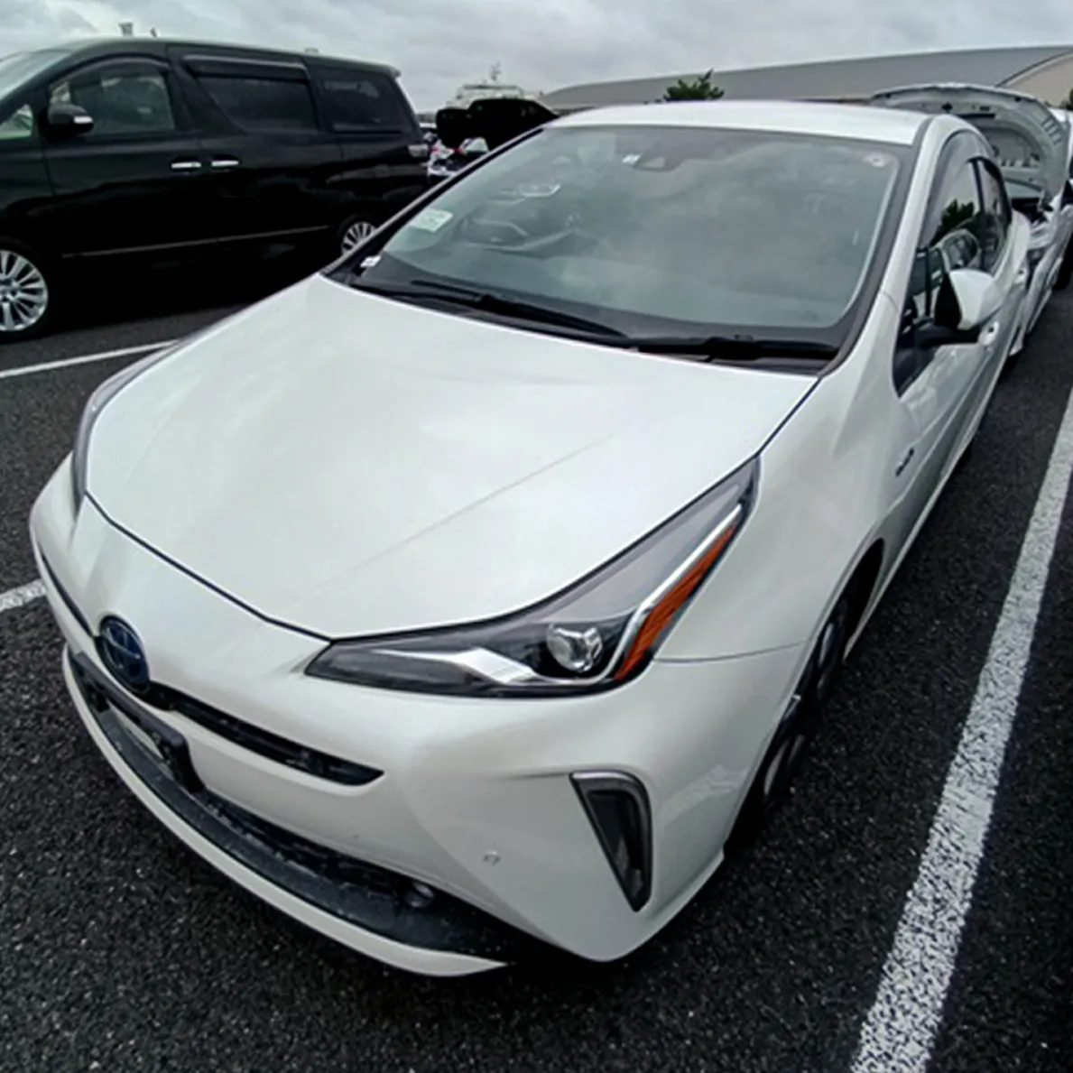 TOYOTA-PRIUS-2020-S-TOURING-PEARL-013.webp