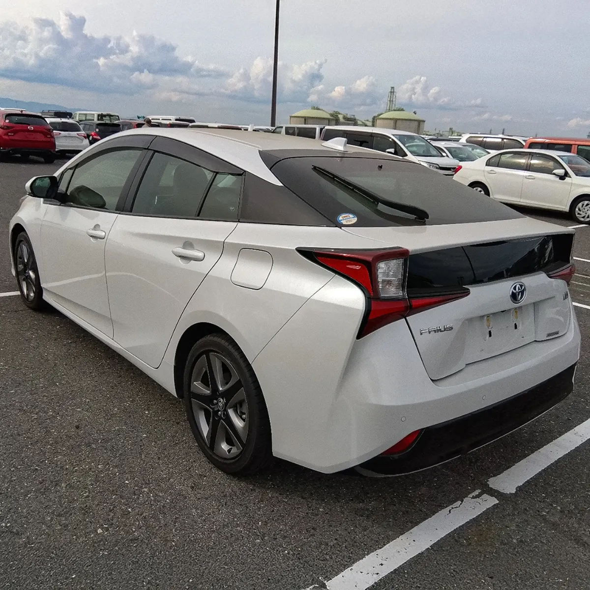 TOYOTA-PRIUS-2022-S-TOURING-SELECTION-PEARL-009.webp
