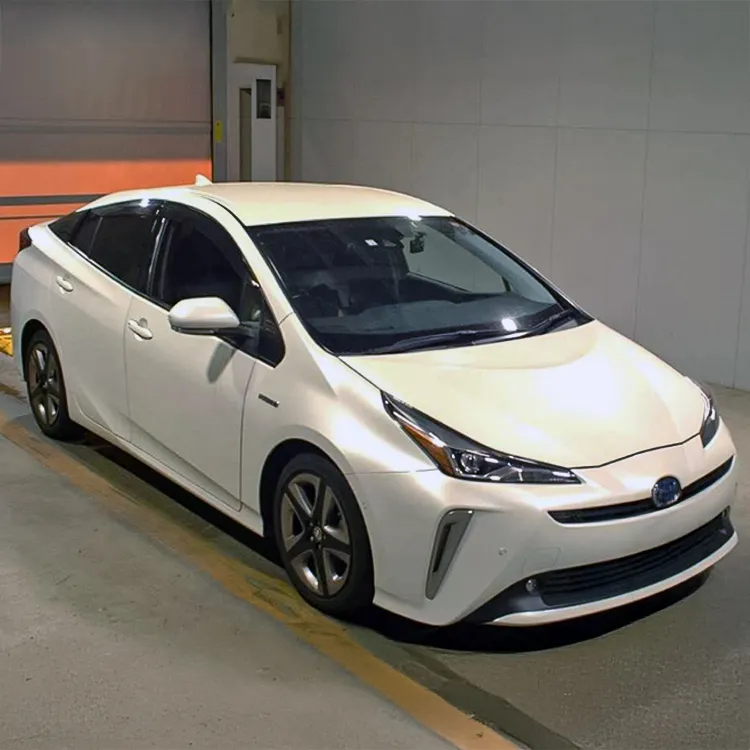 TOYOTA-PRIUS-2020-A-TOURING-SELECTION-PEARL-009.webp