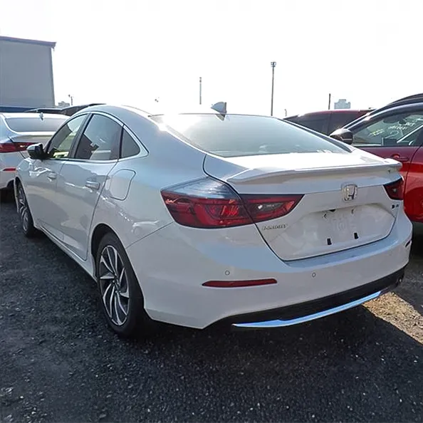 HONDA-INSIGHT-2020-EX-PEARL-011.webp