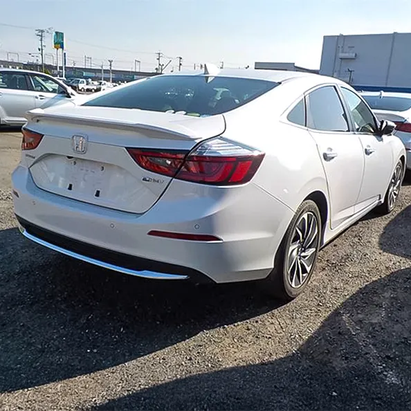 HONDA-INSIGHT-2020-EX-PEARL-010.webp